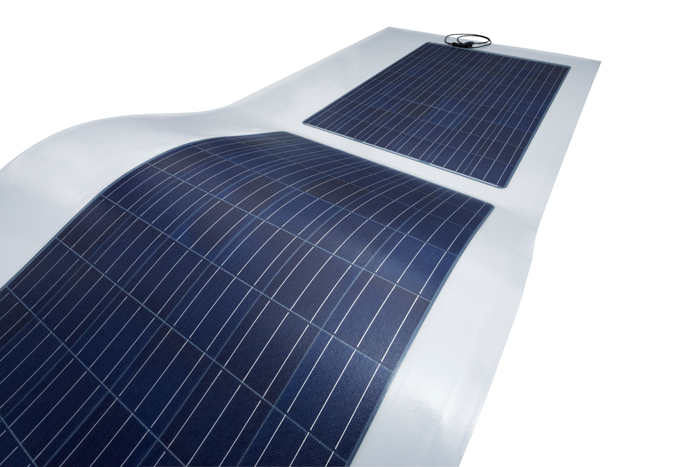 Als gebäudeintegrierte PV-Anlage bietet EVALON® Solar cSi gerade in Sachen Gestaltung erhebliche Vorteile, denn üblicherweise ist sie nicht einsehbar.  Foto: alwitra